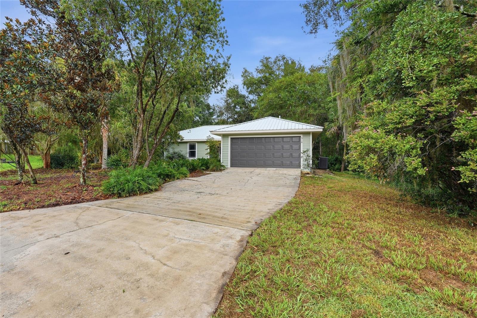 518 Nw 94th Way Property Photo 1