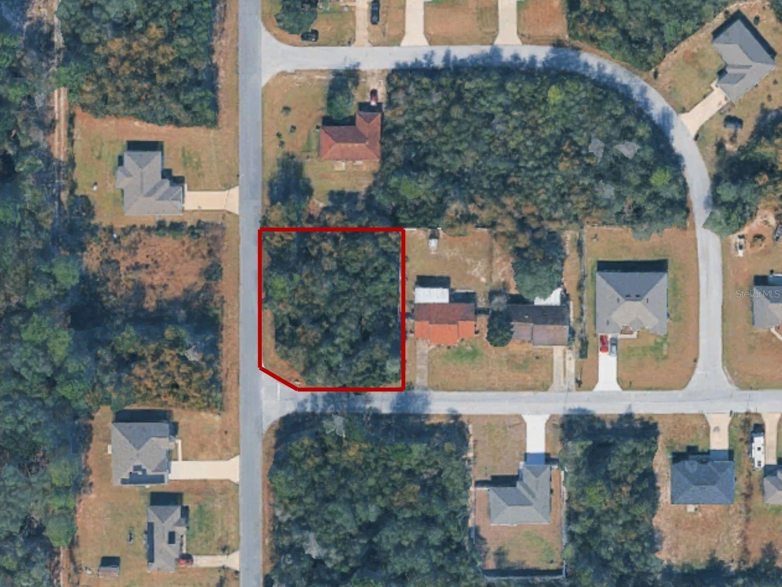 Oak Cir Property Photo 2