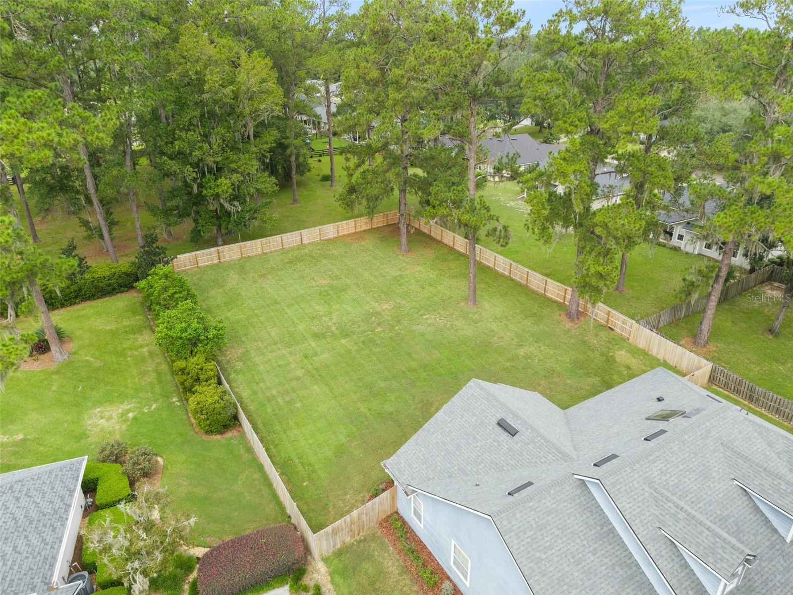 11952 Nw 69th Way Property Photo 40