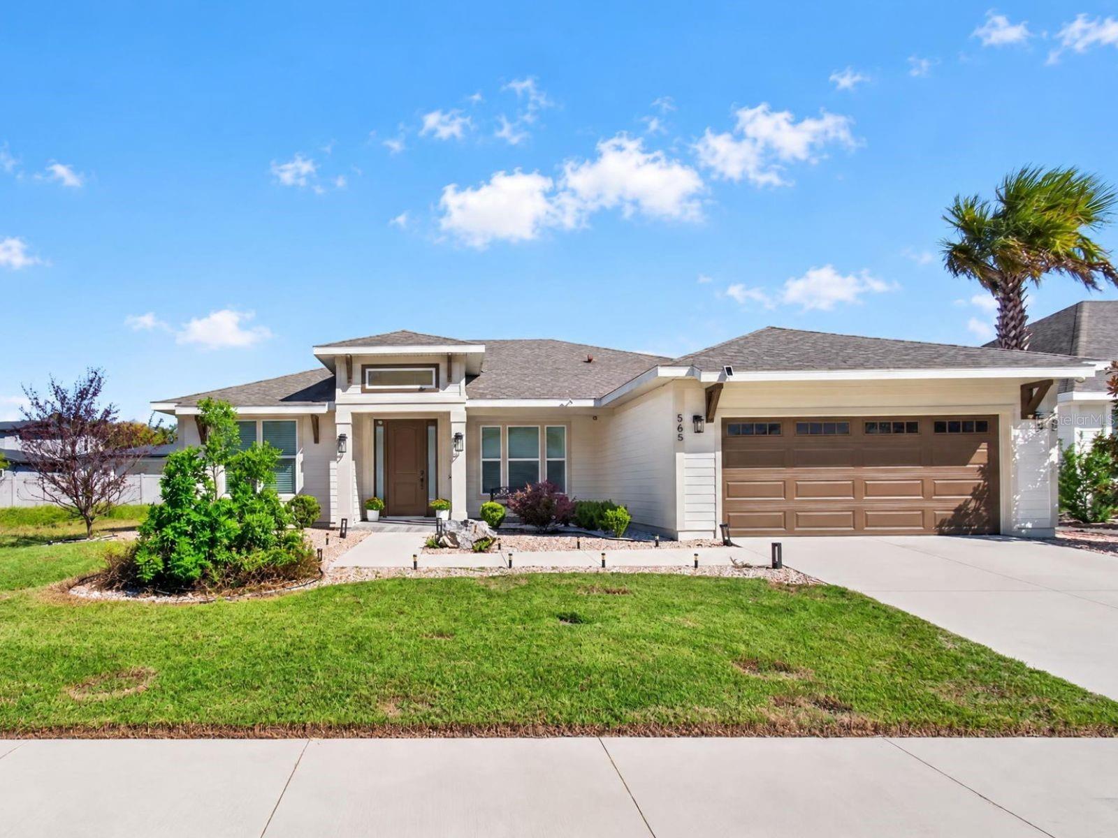 565 Sw 145th Dr Property Photo 1