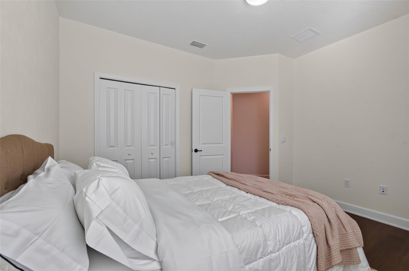 565 Sw 145th Dr Property Photo 38
