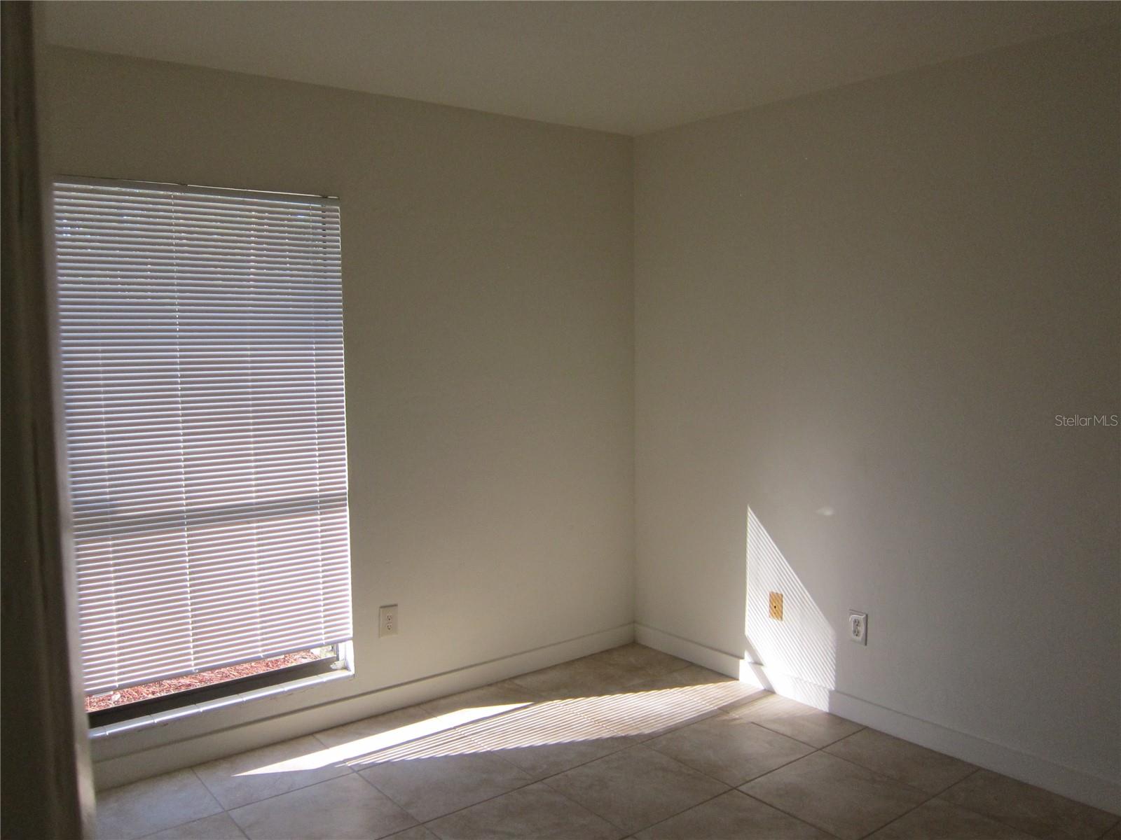 5701 Nw 23rd Ter #6 Property Photo 2