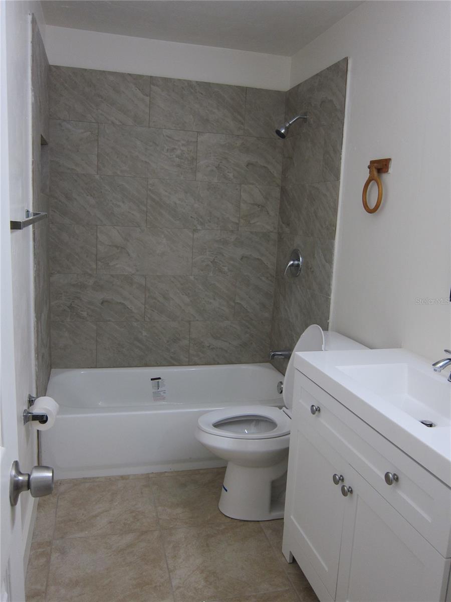 5701 Nw 23rd Ter #6 Property Photo 11