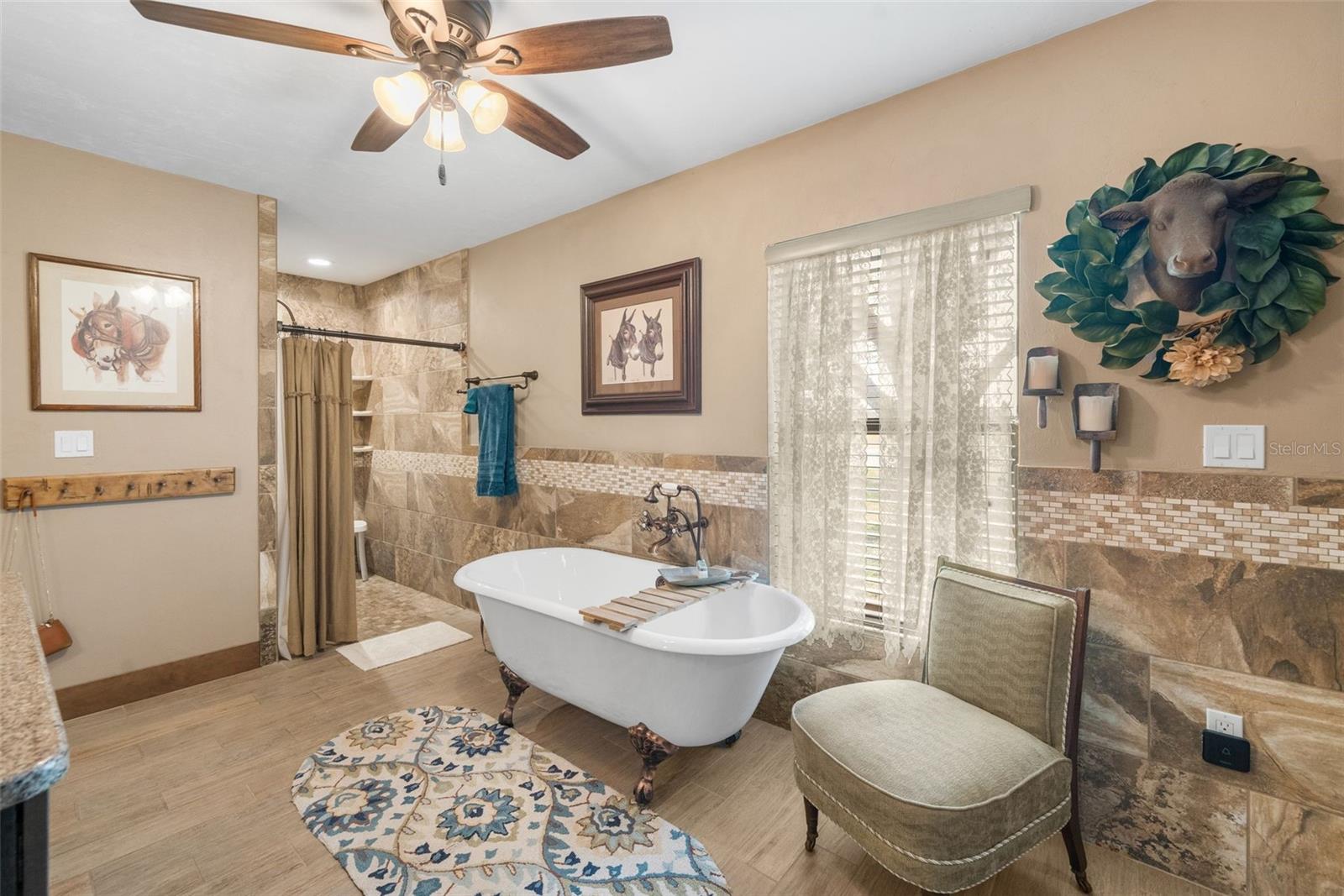 GC544089 Property Photo 12