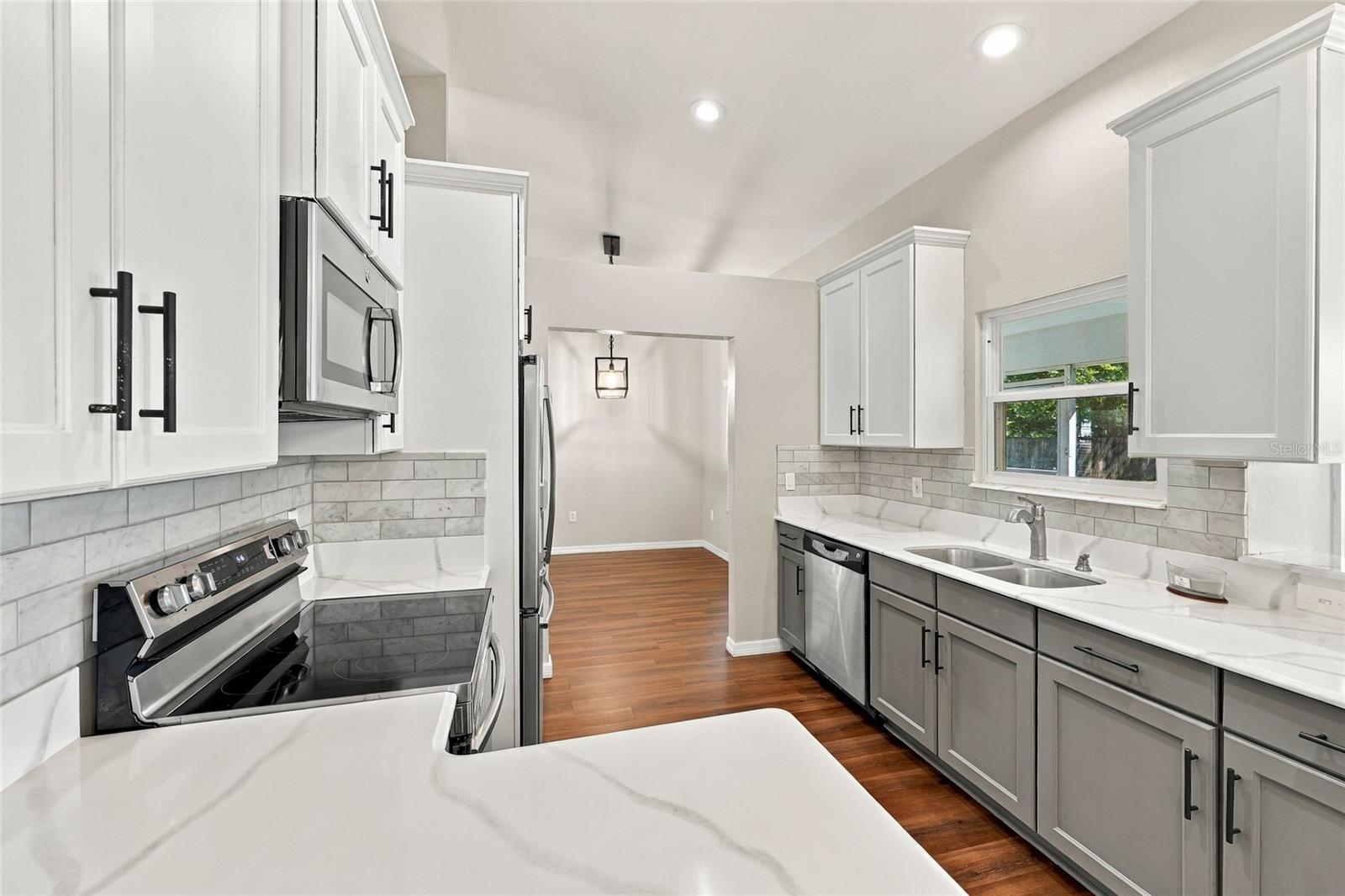 4015 Nw 59th Ave Property Photo 17