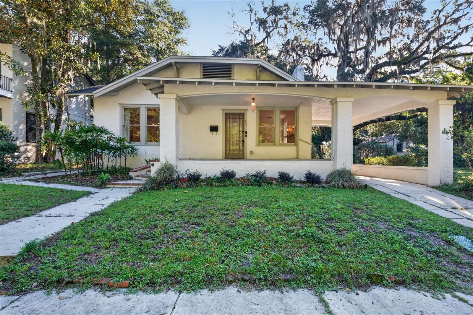 421 Ne Boulevard Property Photo 1