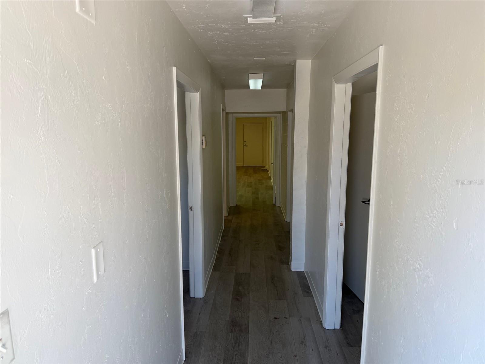 3434 Sw 24th Ave #b Property Photo 4