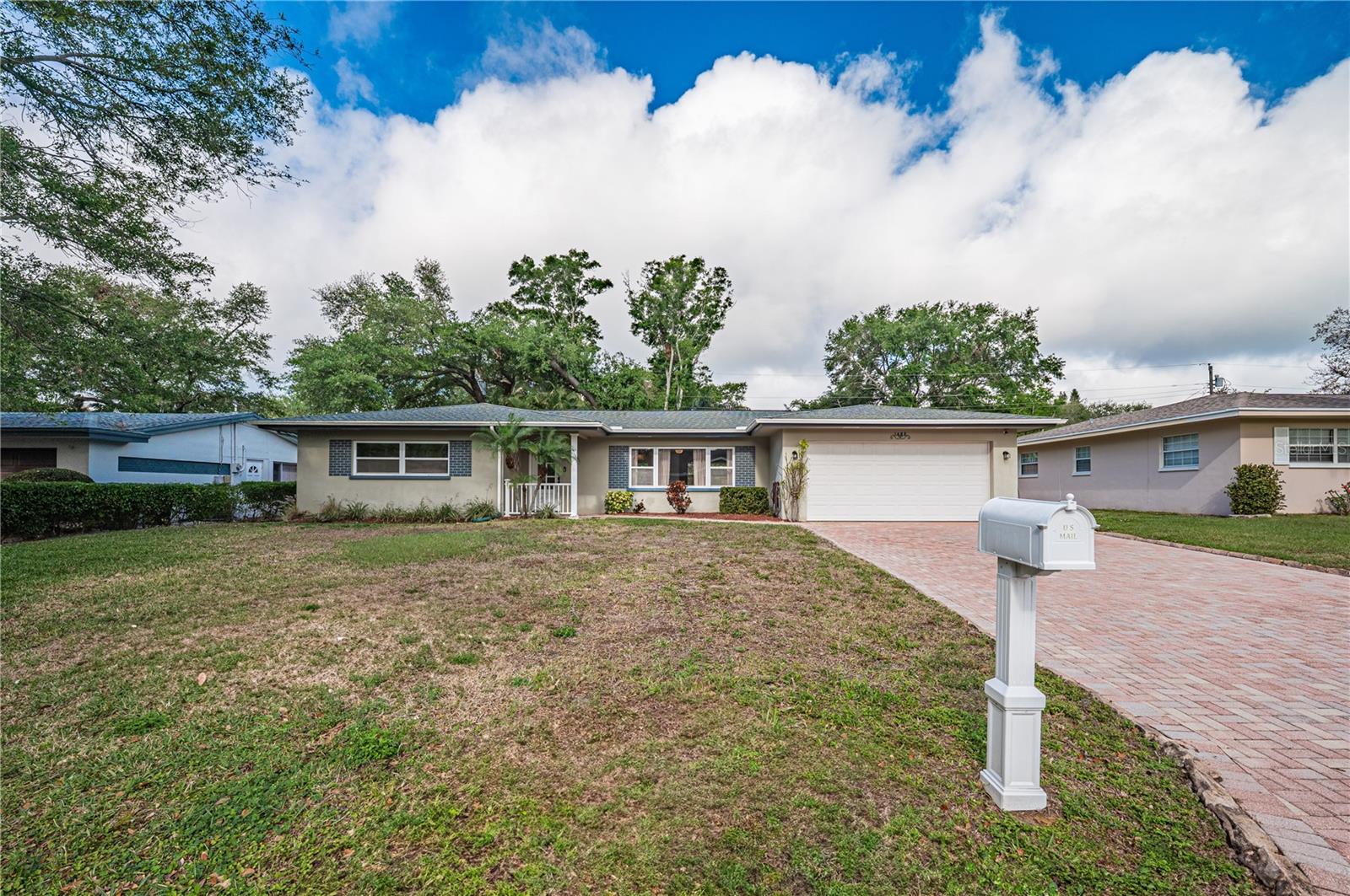 1462 MORROW DR Property Photo 1