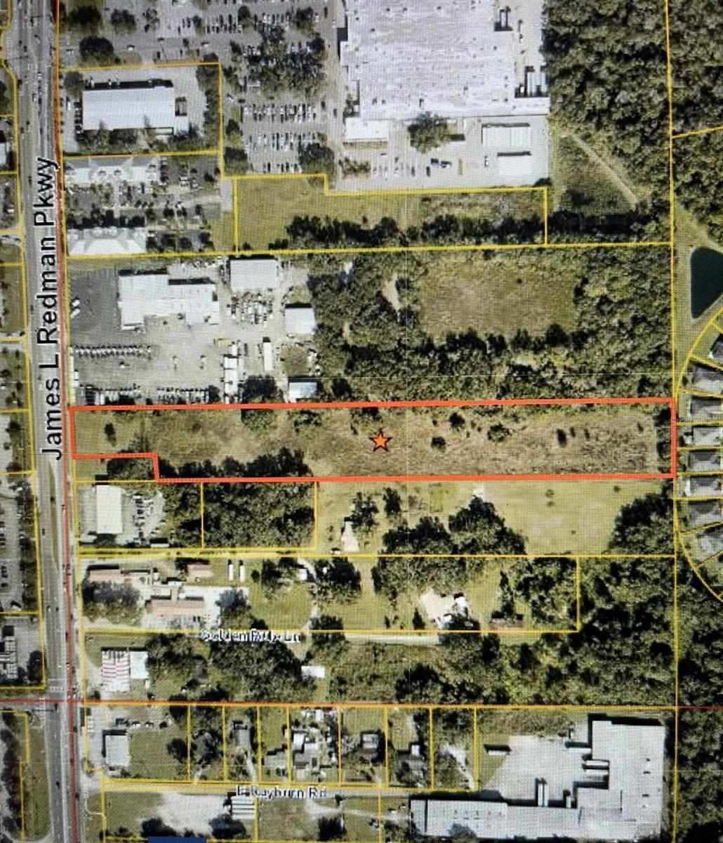 2906 James L Redman Pkwy Property Photo 2