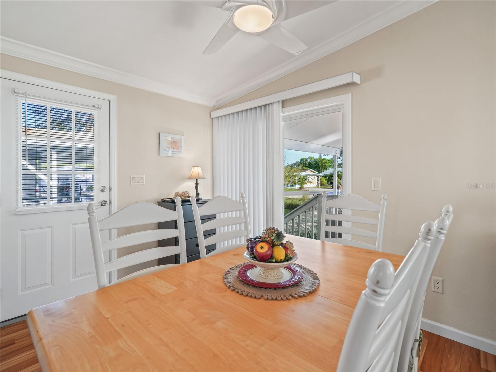 8 Night Owl Cir Property Photo 6
