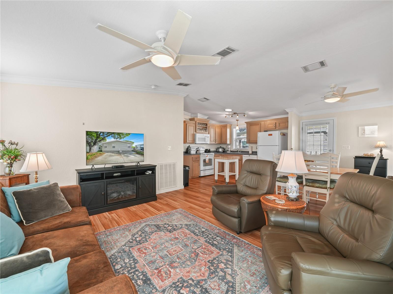 8 Night Owl Cir Property Photo 9