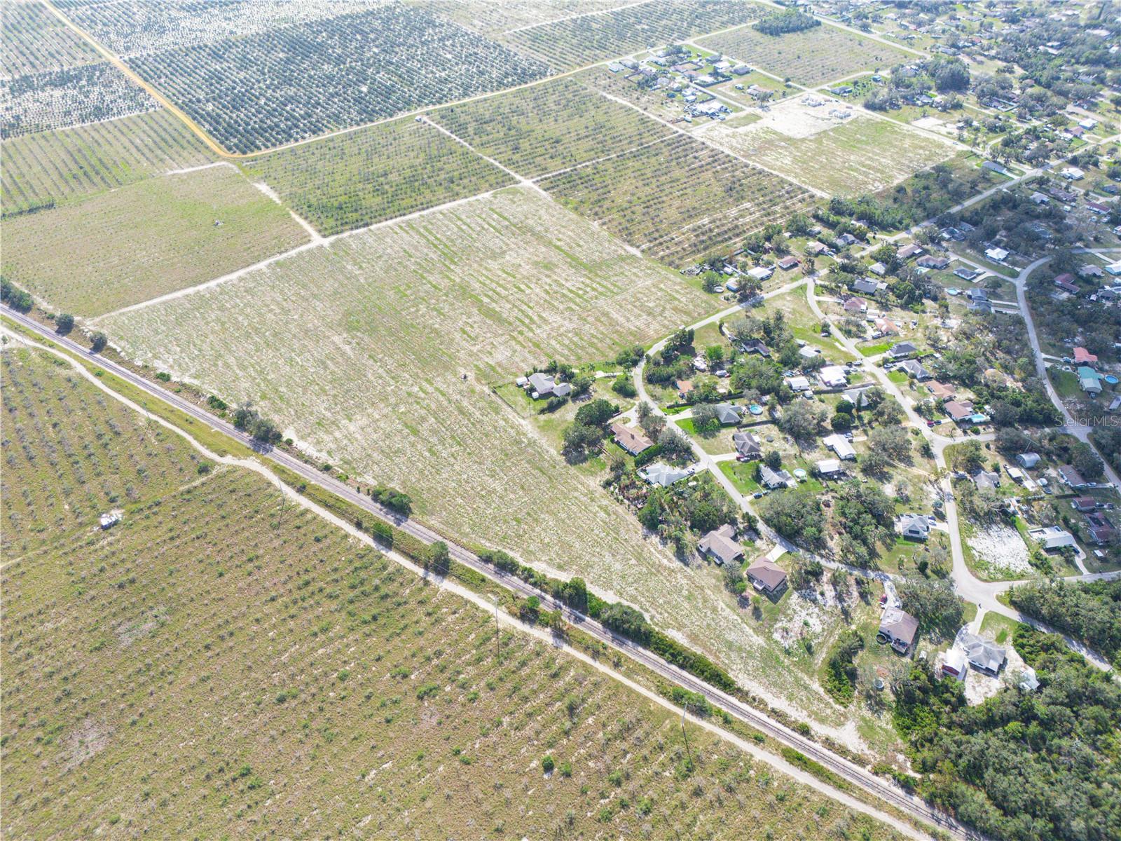 Mountain Dr Property Photo 1