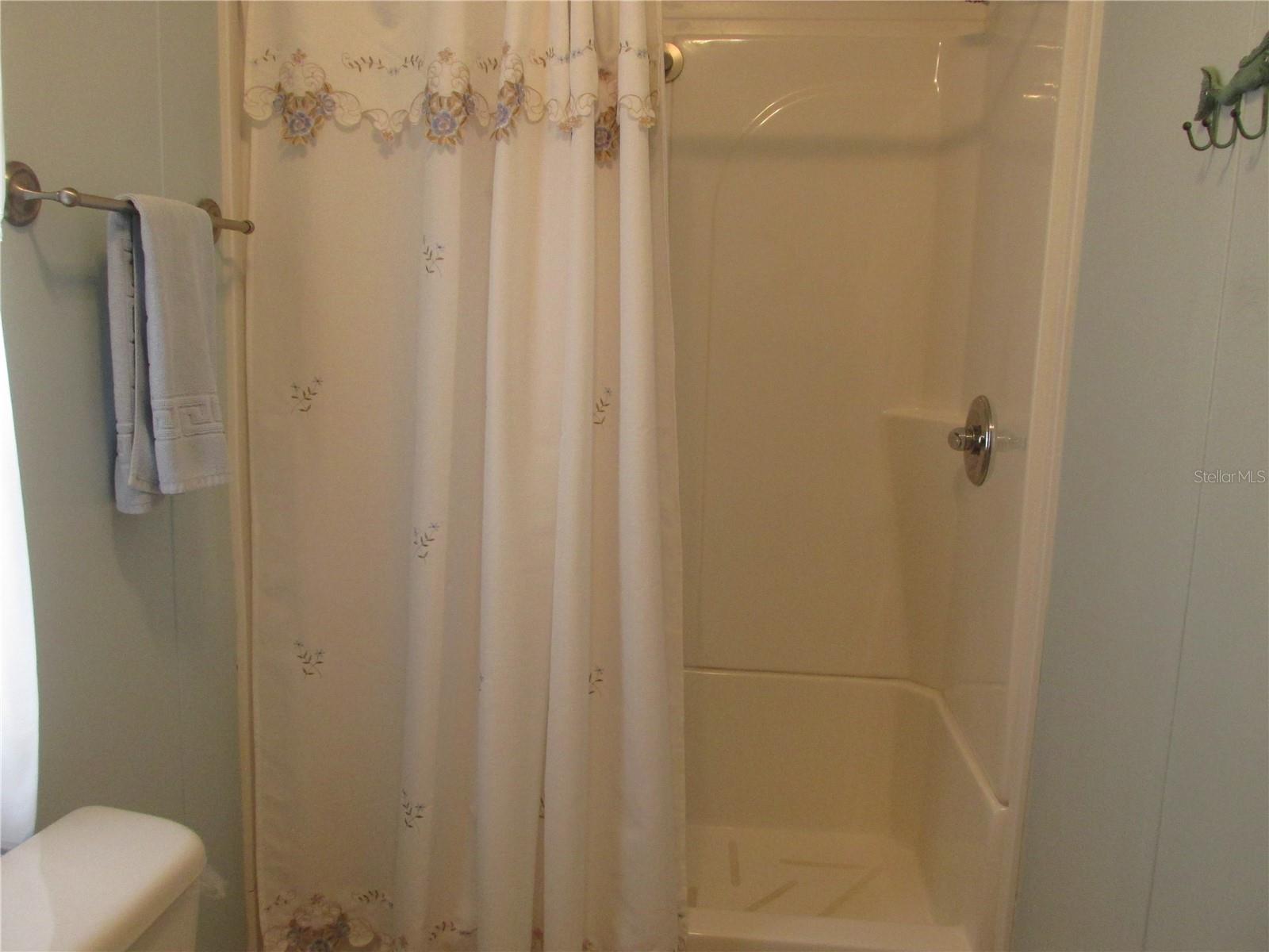 5 Queen Of Waters St Property Photo 28