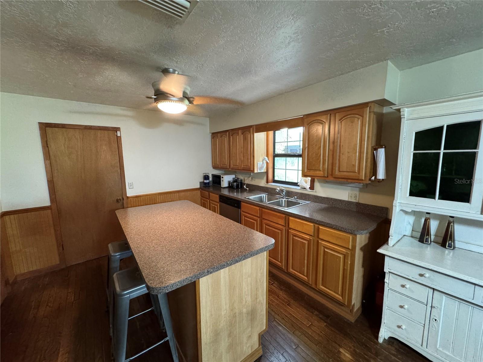1871 S Lake Reedy Blvd Property Photo 4