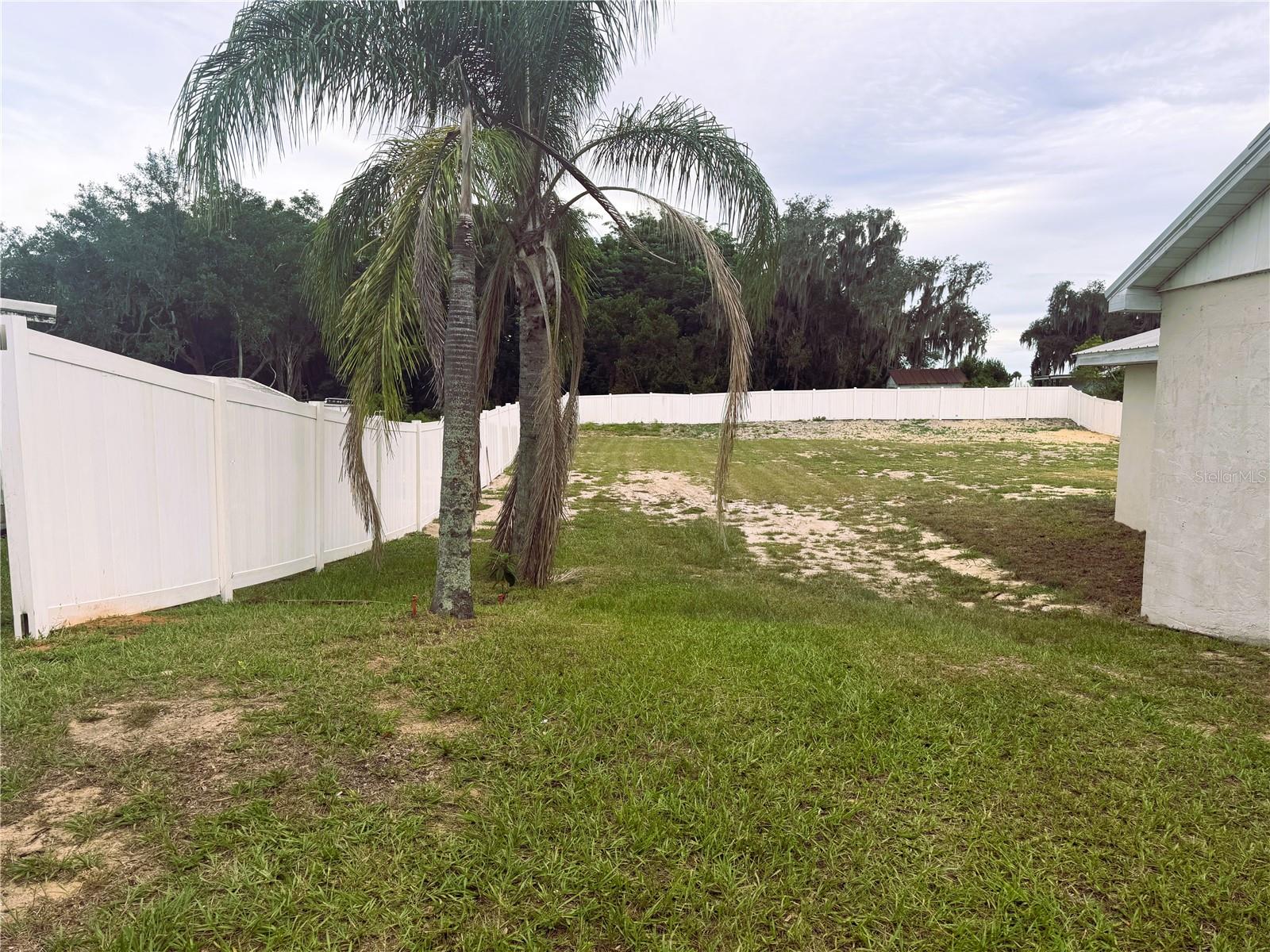 352 E Hwy 630 E Property Photo 2