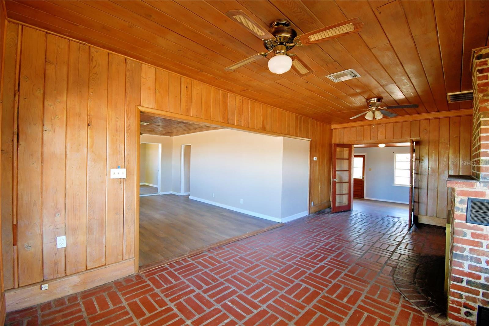 352 E Hwy 630 E Property Photo 10
