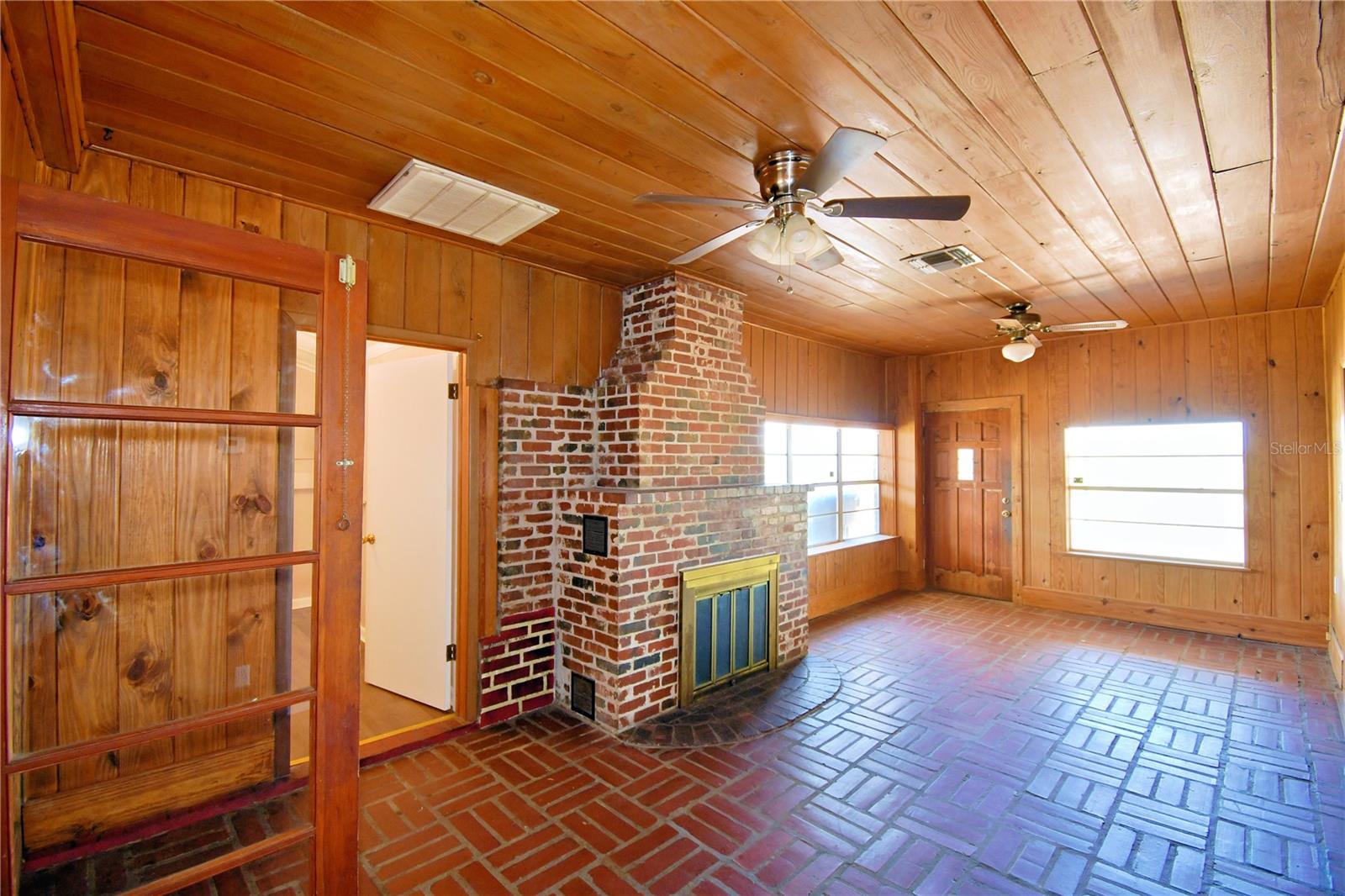 352 E Hwy 630 E Property Photo 13