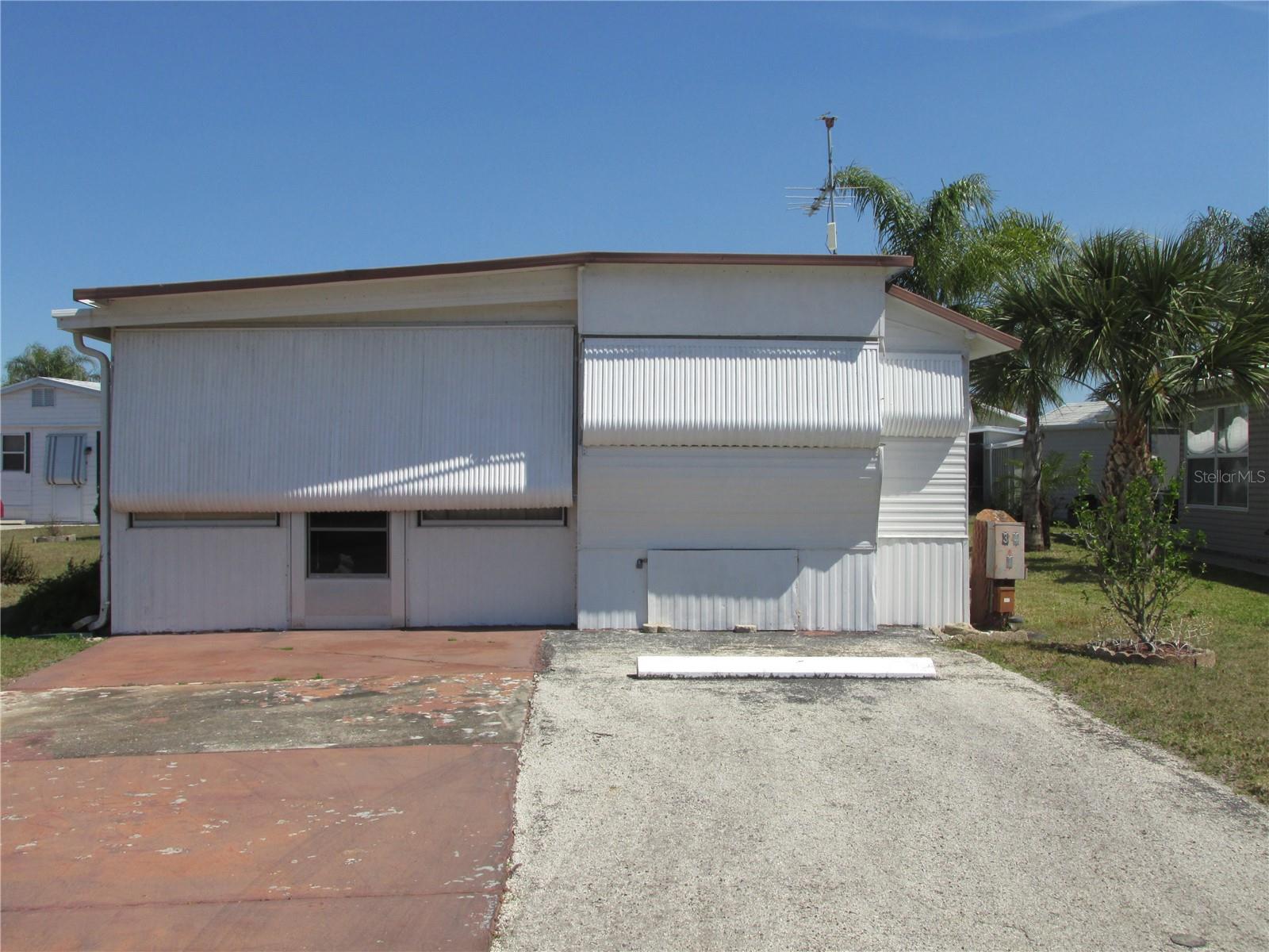 10 Red Quill Cir Property Photo 1
