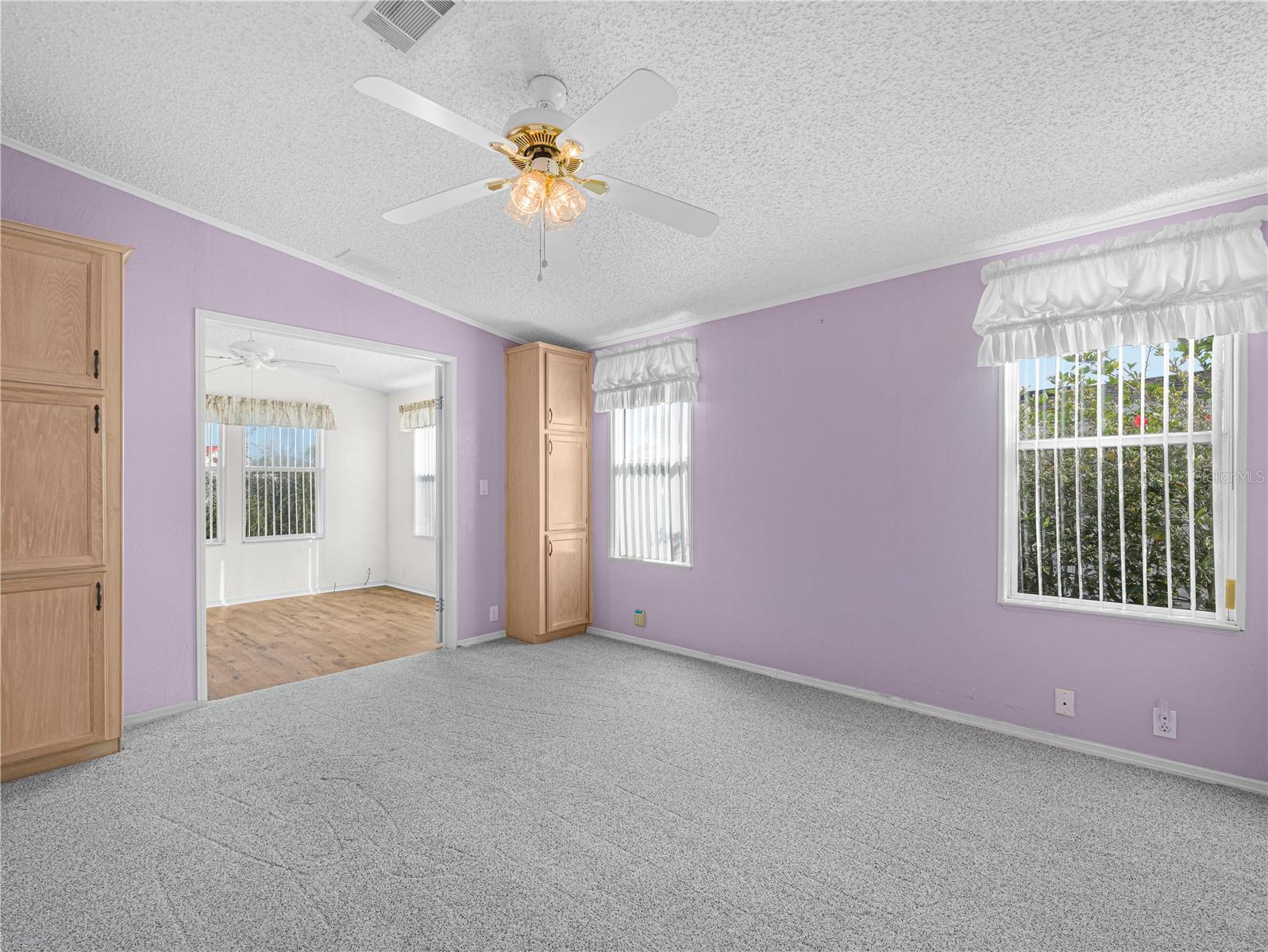43 Red Quill Cir Property Photo 14