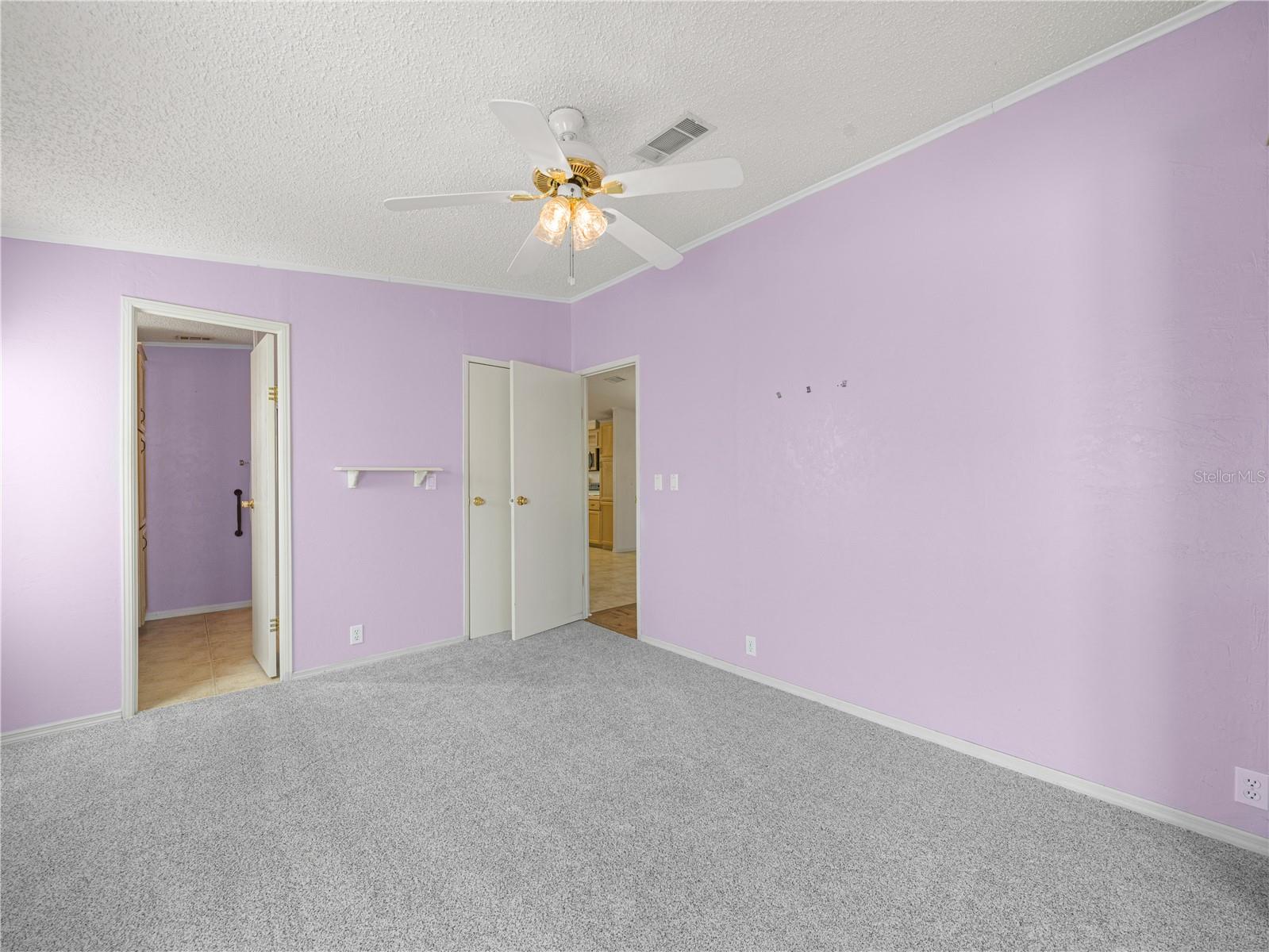 43 Red Quill Cir Property Photo 15