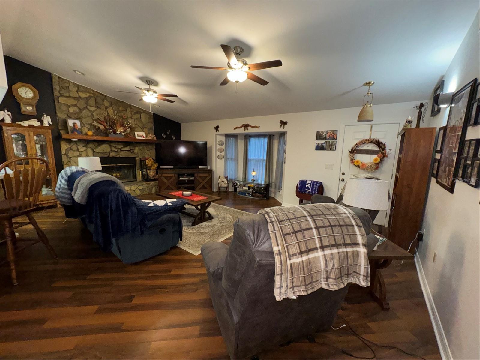 2134 R E Byrd Rd Property Photo 3