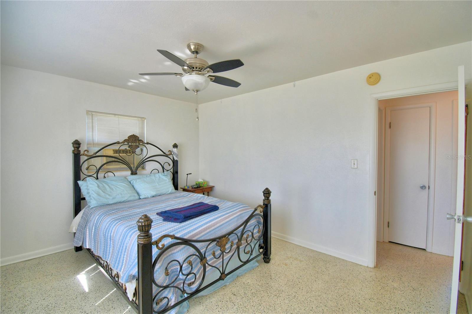 105 Maxcy Ln Property Photo 15