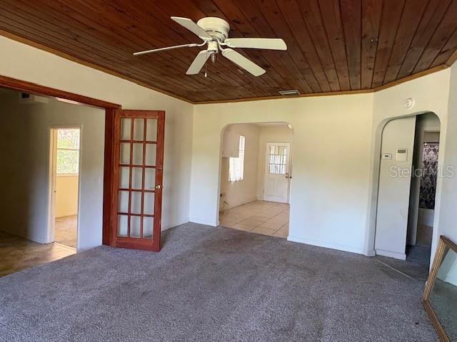 713 Euclid Ave Property Photo 6