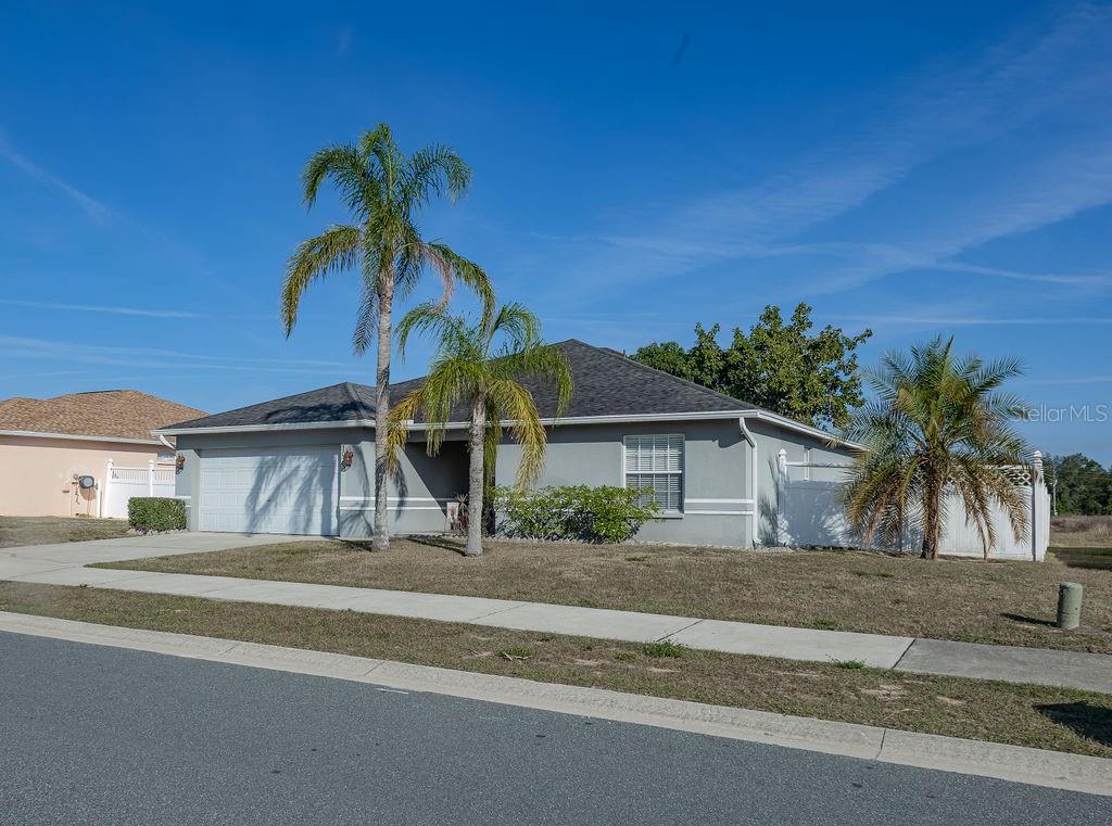 1015 HIGHLAND CREST CIR