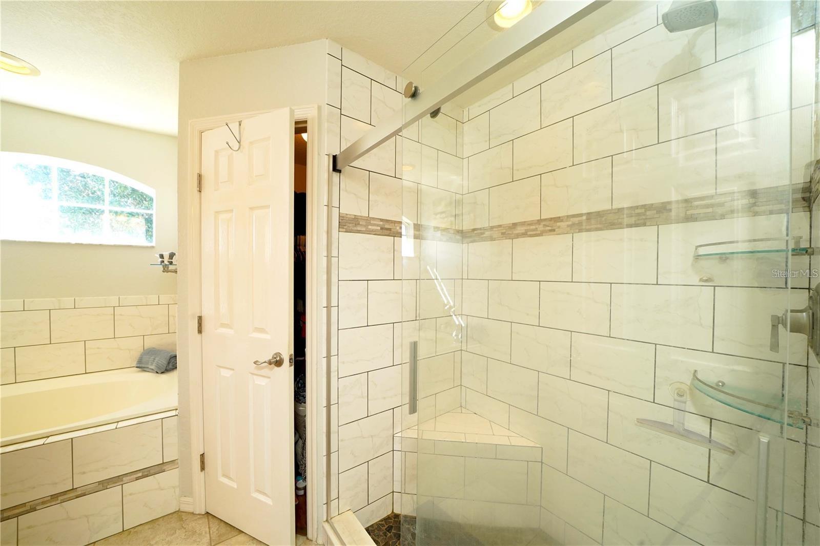 1015 Highland Crest Cir Property Photo 18