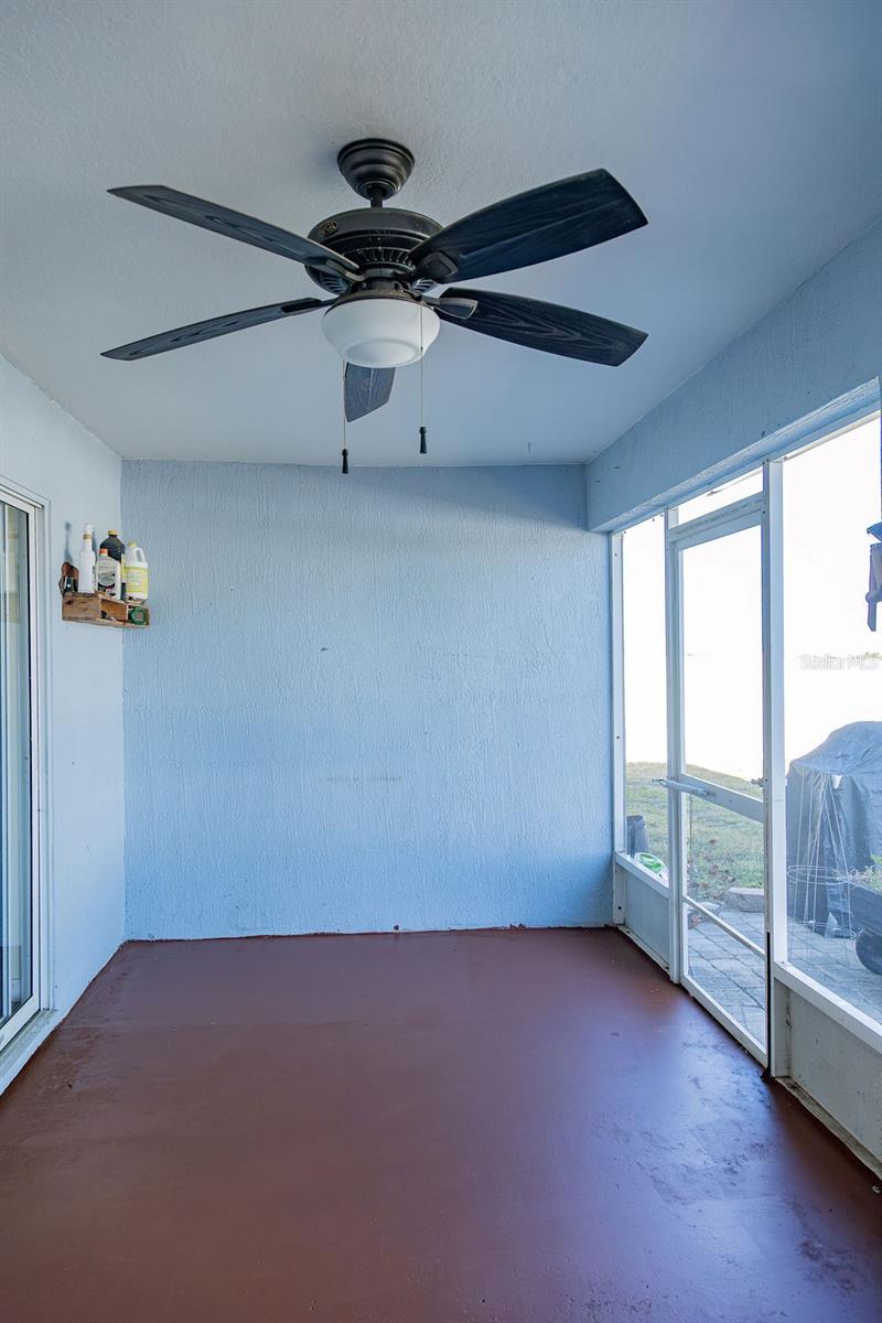 1015 Highland Crest Cir Property Photo 27