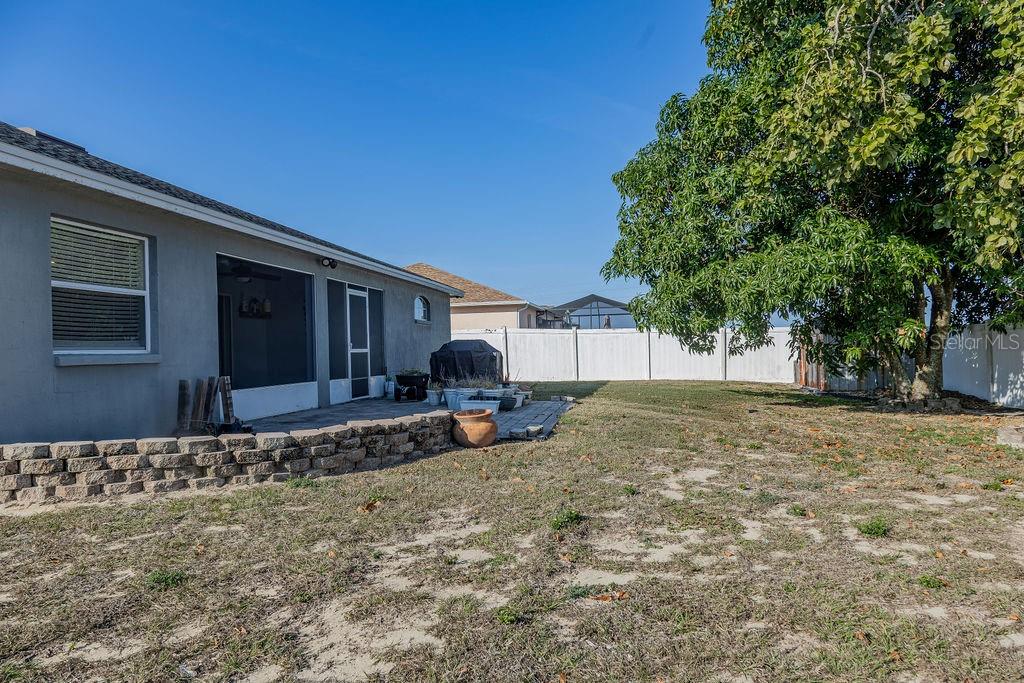 1015 Highland Crest Cir Property Photo 30
