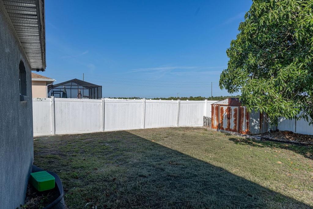 1015 Highland Crest Cir Property Photo 33