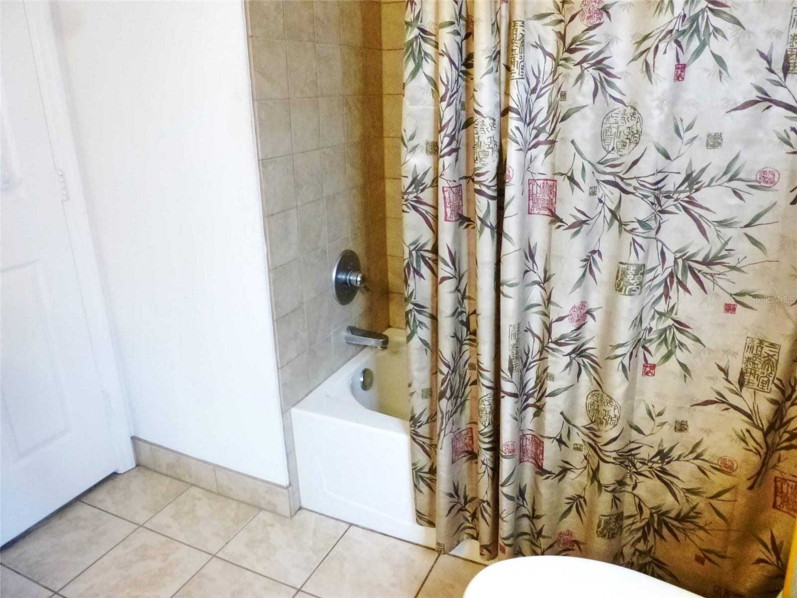 121 Deer Rd Property Photo 27