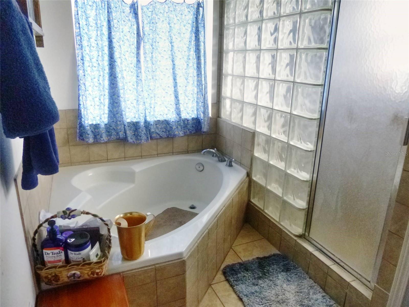 121 Deer Rd Property Photo 40