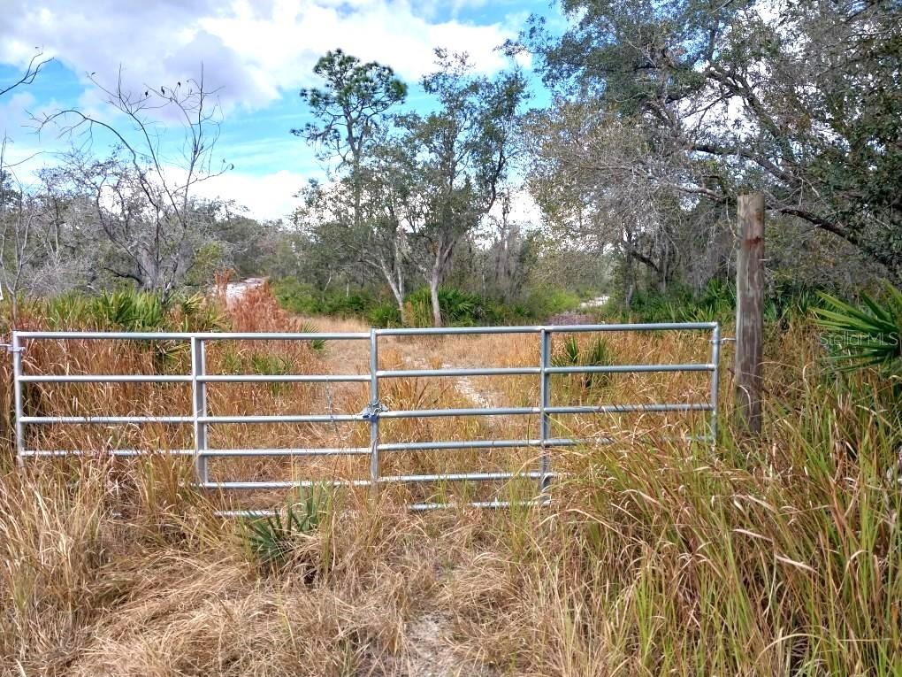 701 Gopher Trl Property Photo 1