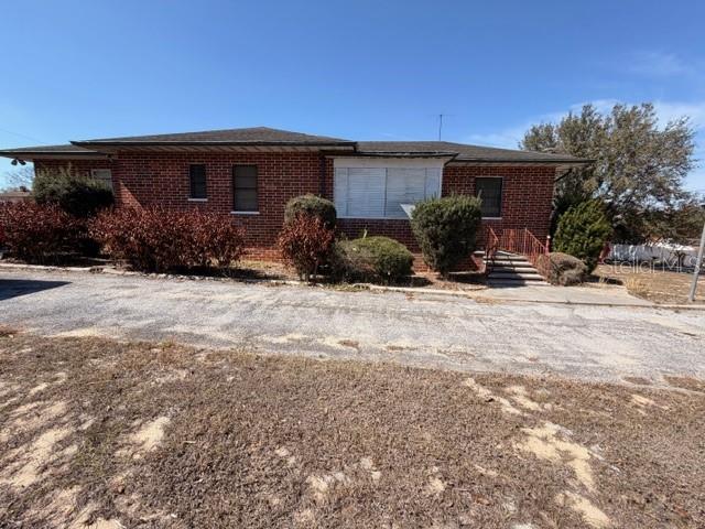 811 State Road 60 E Property Photo 3
