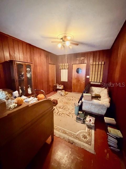 811 State Road 60 E Property Photo 12