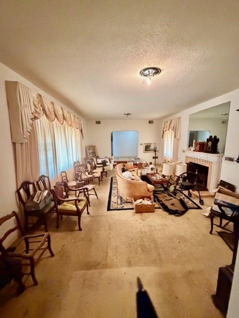 811 State Road 60 E Property Photo 16