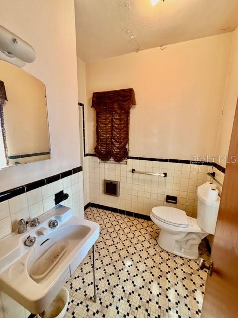 811 State Road 60 E Property Photo 19