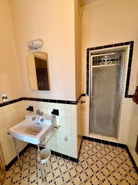 811 State Road 60 E Property Photo 20