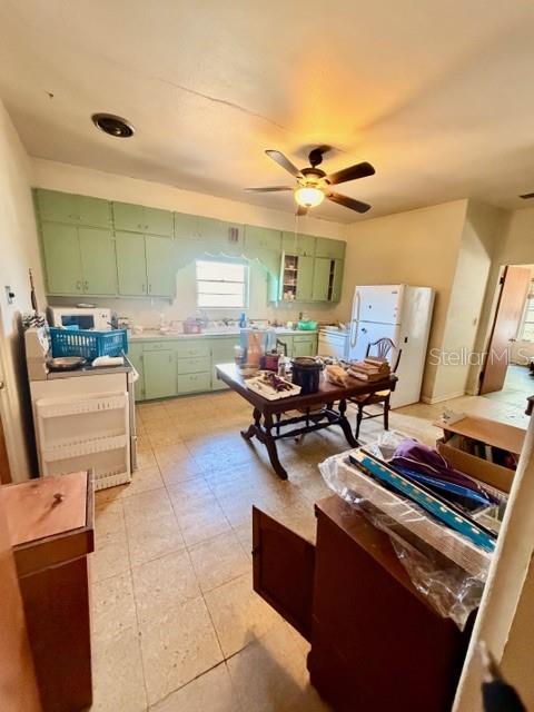 811 State Road 60 E Property Photo 25