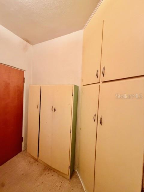 811 State Road 60 E Property Photo 29