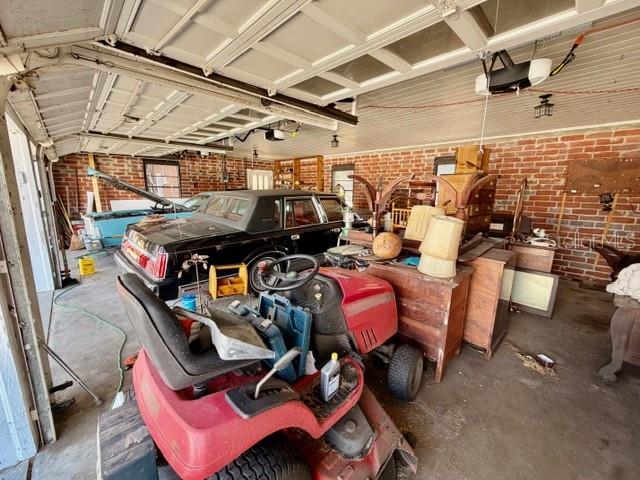 811 State Road 60 E Property Photo 36