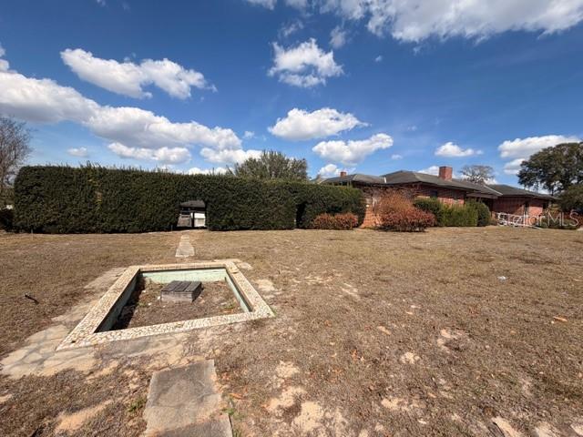 811 State Road 60 E Property Photo 44