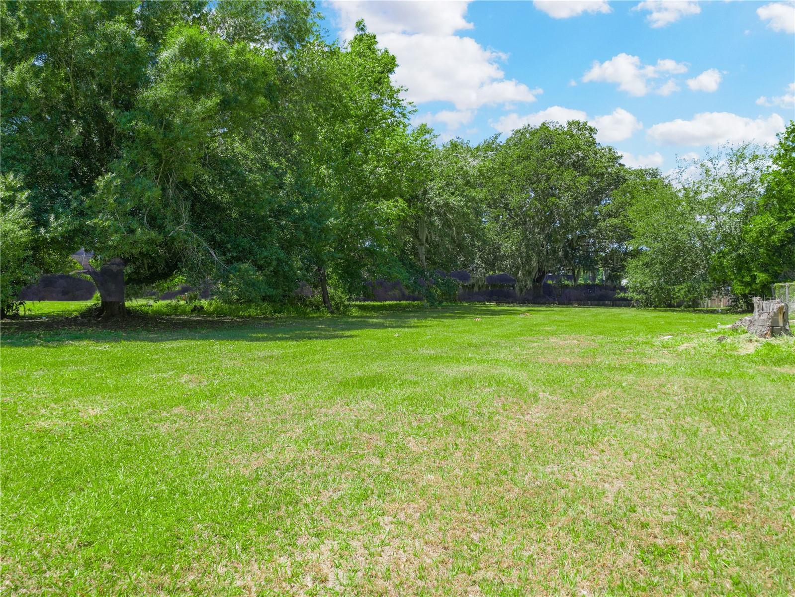 Lanier Ave Property Photo 4