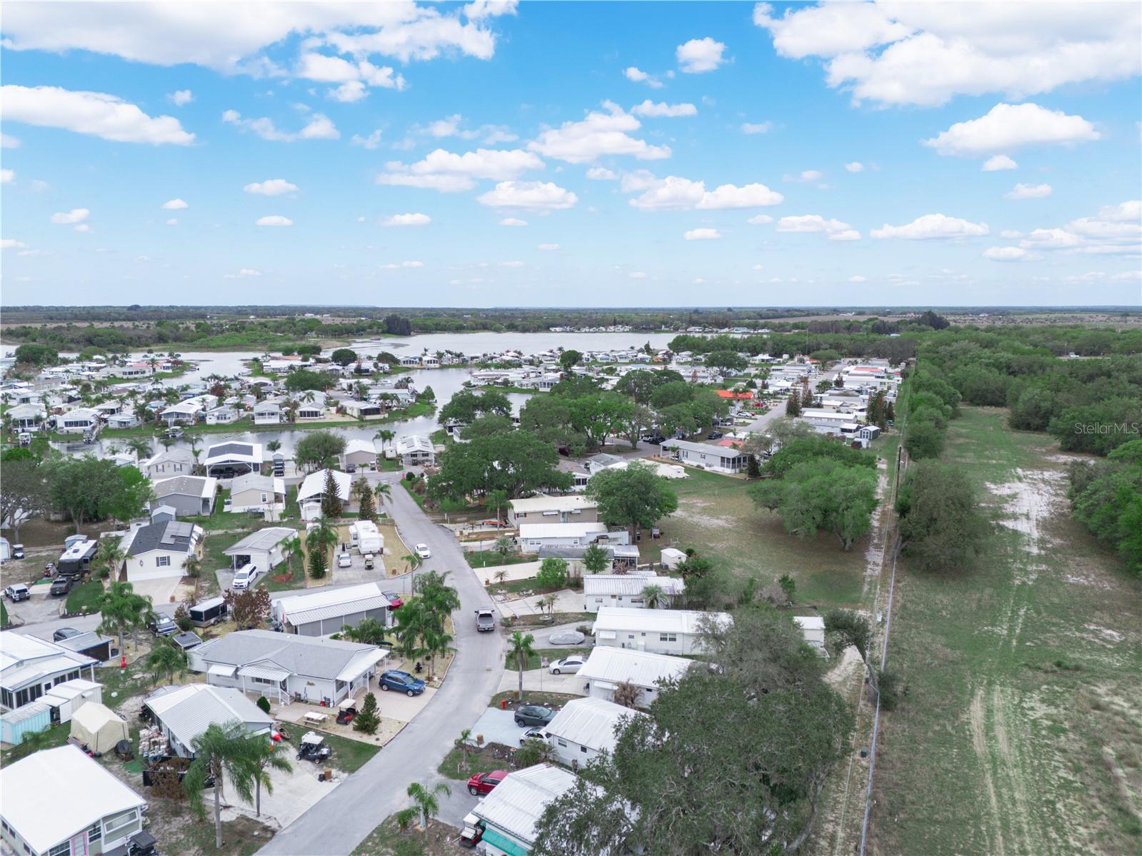 6 Silversides St Property Photo 30