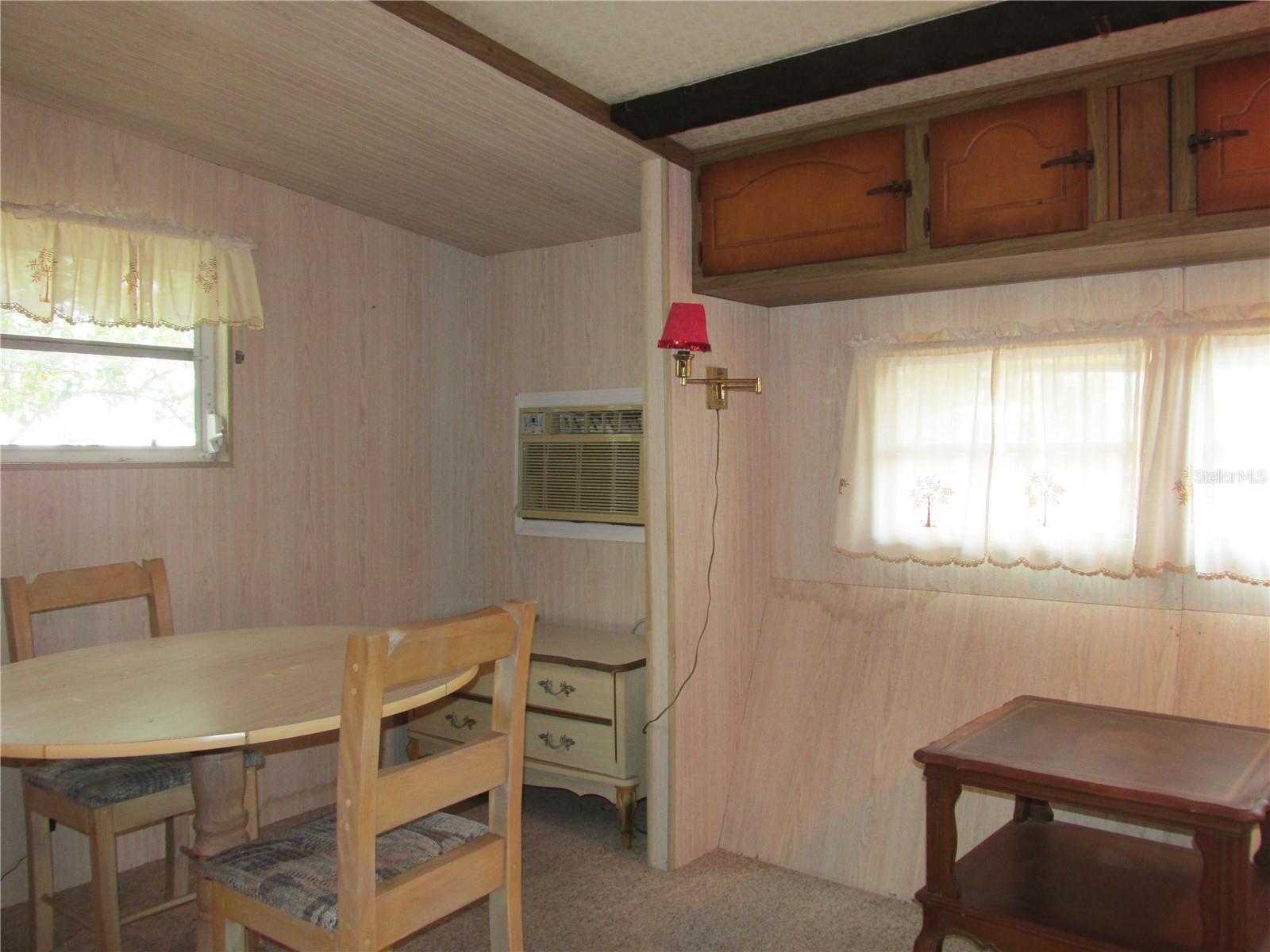 13 Saddlebag Trl S Property Photo 8