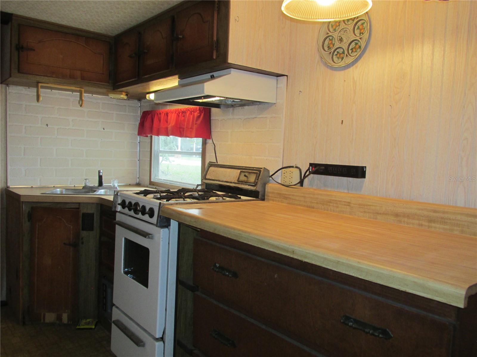 13 Saddlebag Trl S Property Photo 11