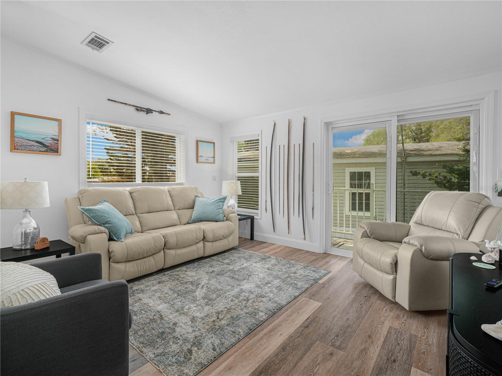 24 Silversides St Property Photo 5