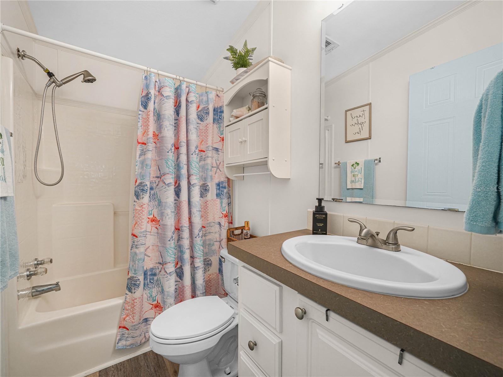 24 Silversides St Property Photo 17